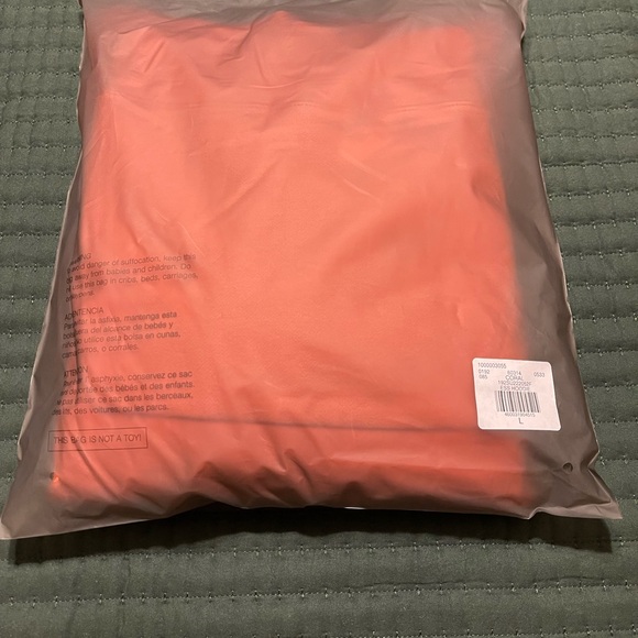 Fear of God Essentials Coral Large Hoodie - Picture 4 of 4
